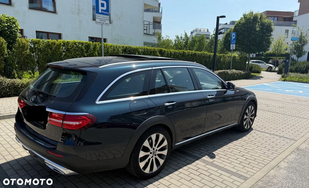 Mercedes-Benz Klasa E 220 d 4-Matic All-Terrain - 15