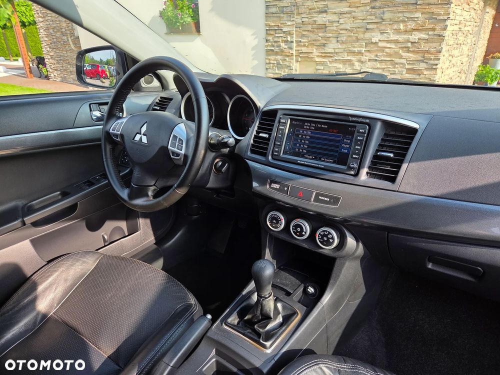 Mitsubishi Lancer - 19