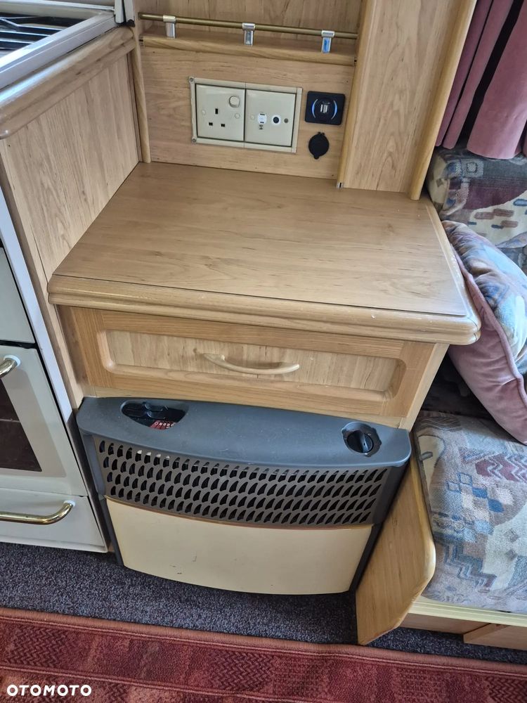 SWIFT Challenger 530 SE - 16