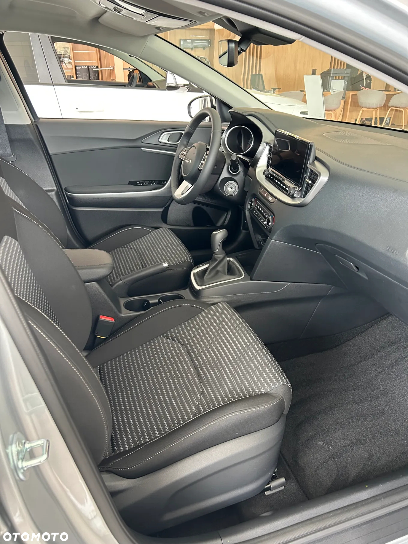 Kia Ceed 1.5 T-GDI M - 7