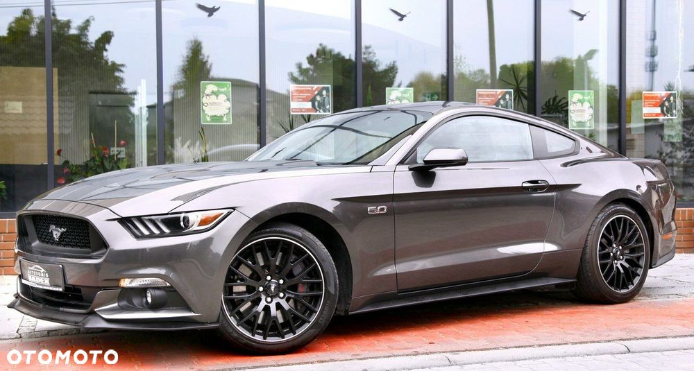 Ford Mustang - 7