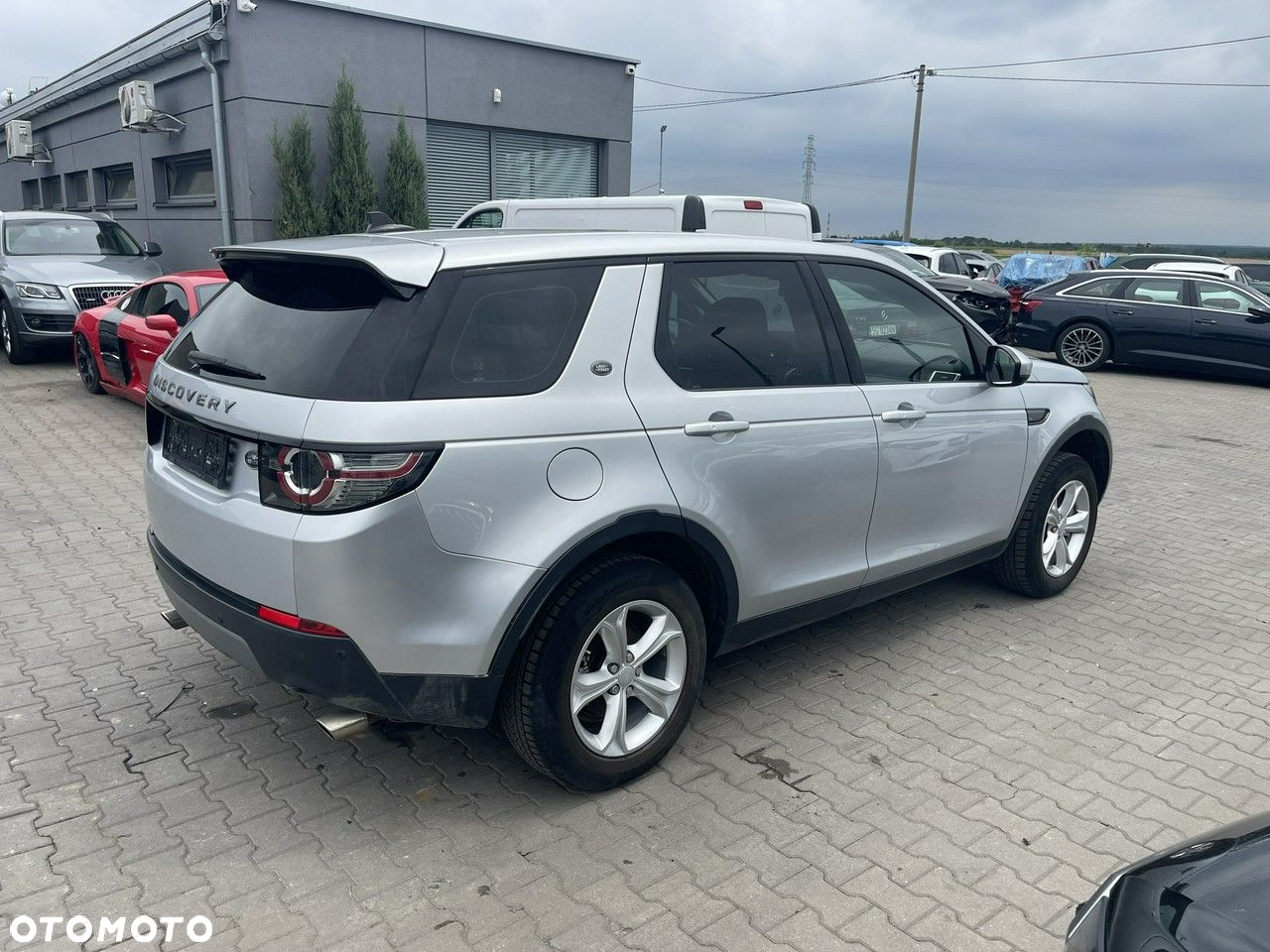 Land Rover Discovery Sport 2.0 D180 SE - 2