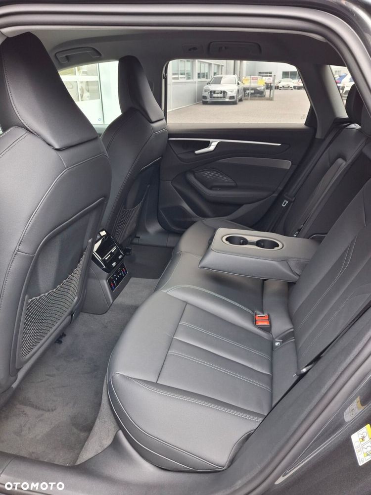 Audi A6 Avant - 14