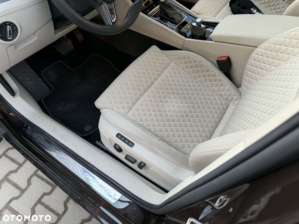 Skoda Superb 1.4 TSI ACT DSG Style - 15