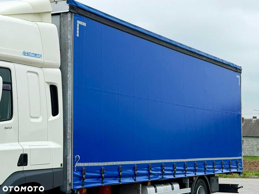 DAF CF 320 / FIRANKA / 22 EUROPALETY / AUTOMAT / EURO 6 / SYPIALKA /  9 480 KG ŁADOWNOŚCI / SPROWADZONY / 2019 ROK - 14