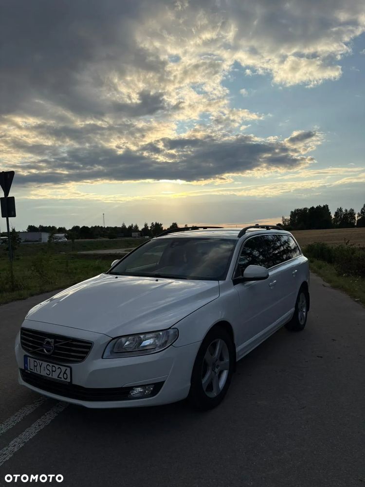 Volvo V70 D5 Geartronic Kinetic - 6