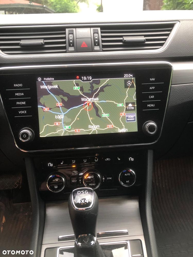 Skoda Superb 2.0 TDI SCR 4x4 Style DSG - 13