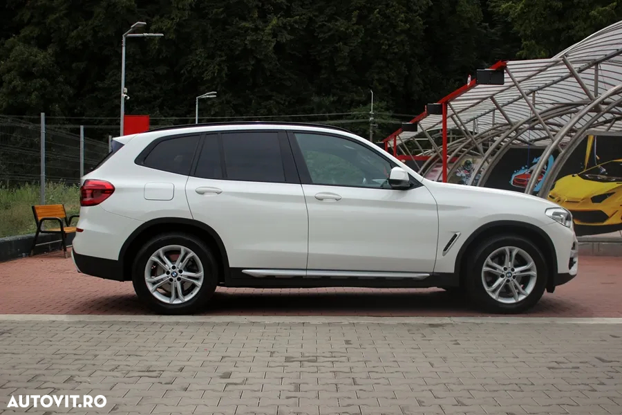 BMW X3 xDrive20d AT Luxury Line - 15