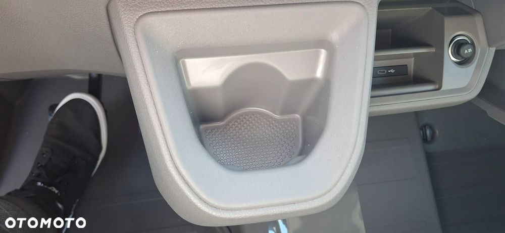 Volkswagen Crafter - 12