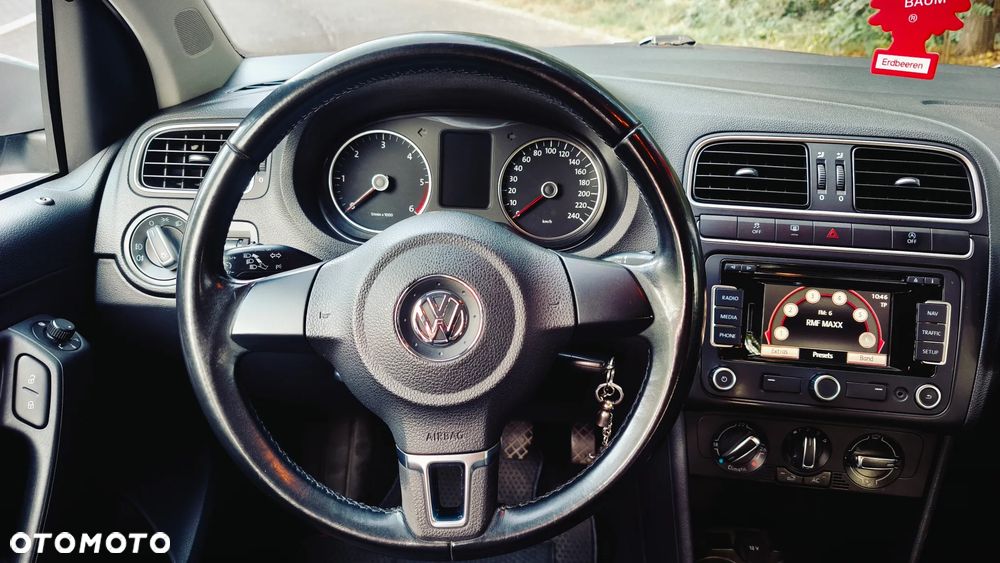 Volkswagen Polo - 11