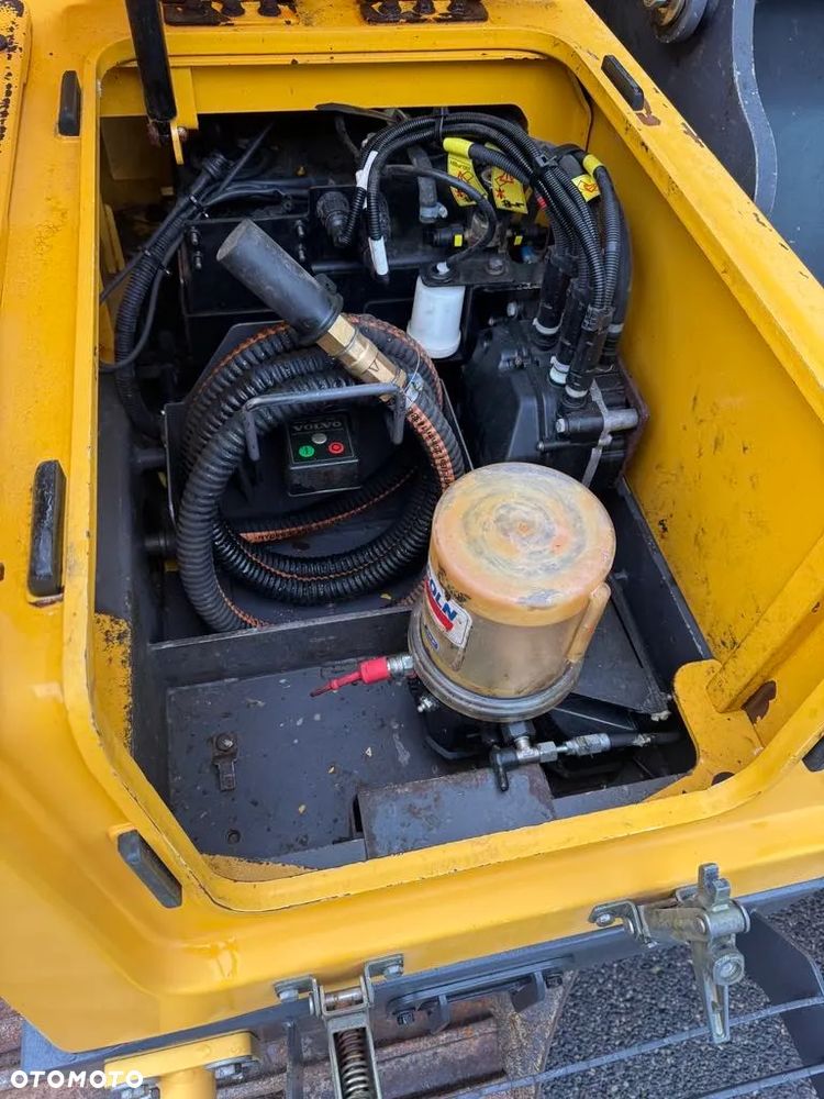 Volvo ec 220 el - 21
