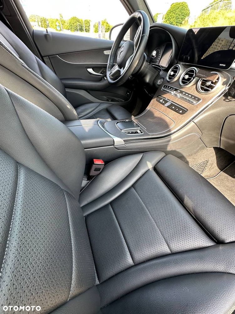 Mercedes-Benz GLC Coupe 200 - 20