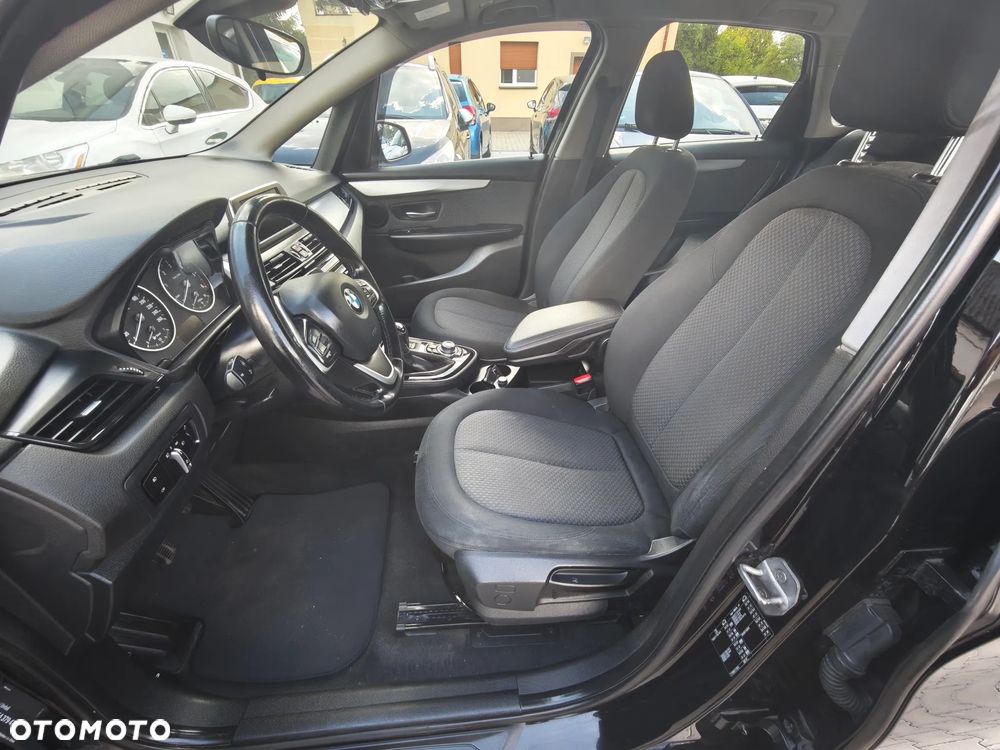 BMW Seria 2 216d Advantage - 26