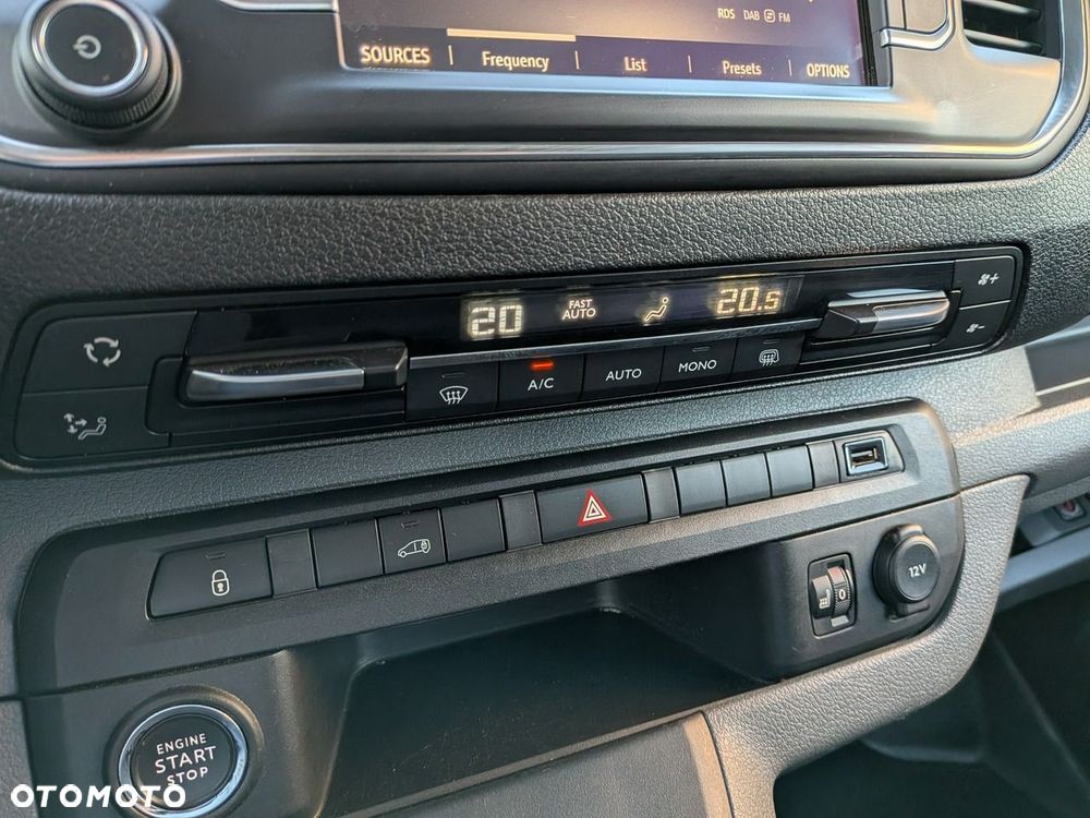 Opel Vivaro - 20