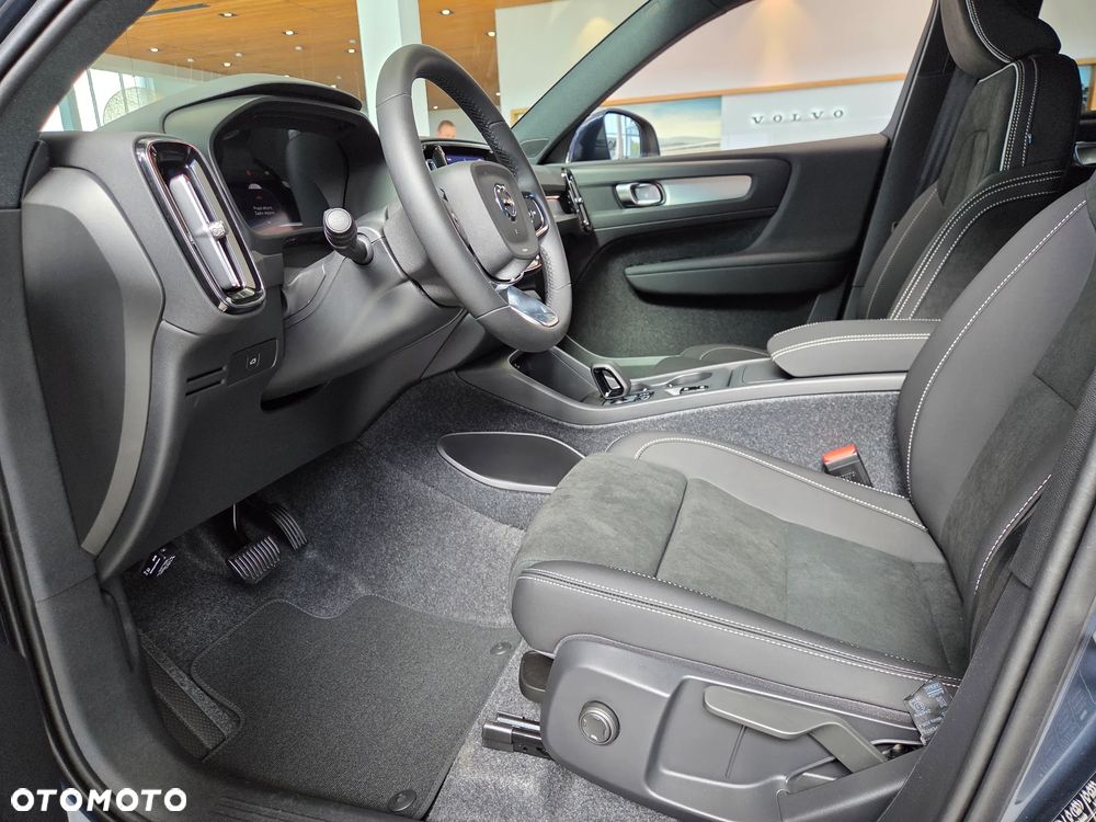 Volvo XC 40 B3 Core - 9