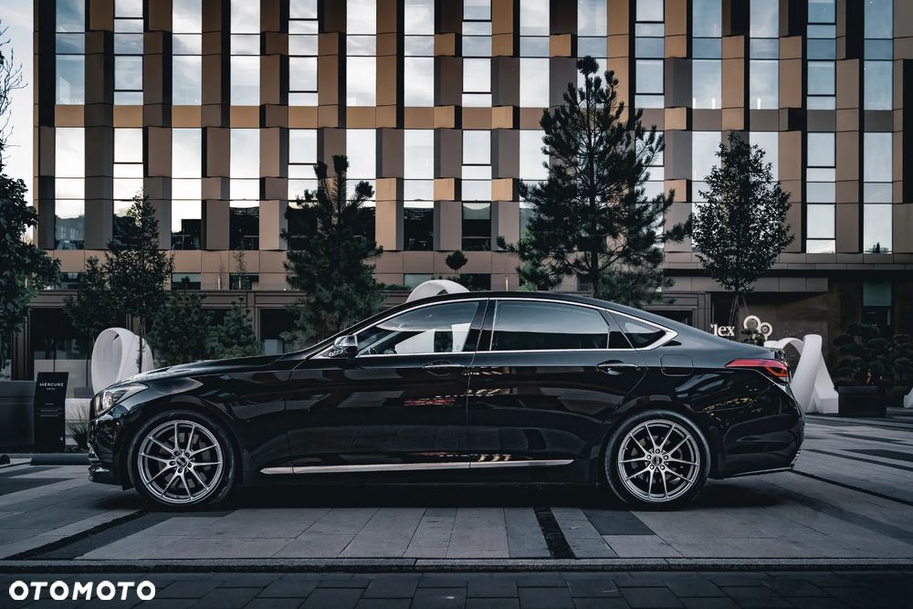 Hyundai Genesis 3.8 V6 GDI - 6