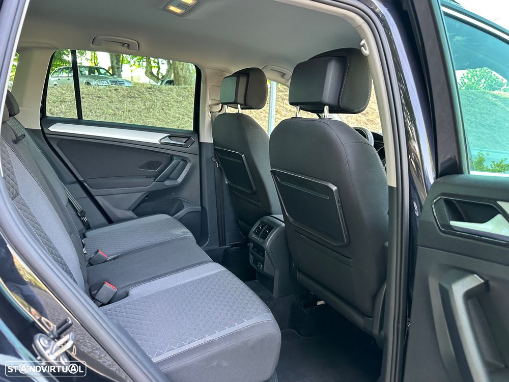 VW Tiguan 1.6 TDI Confortline - 28