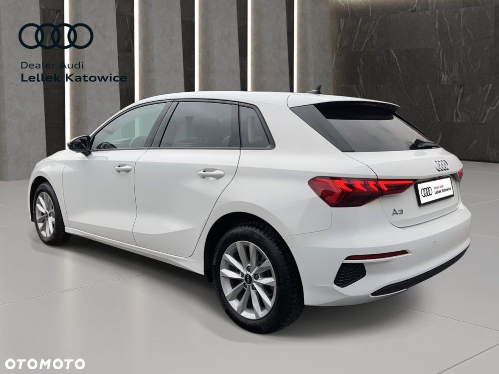 Audi A3 Sportback - 6