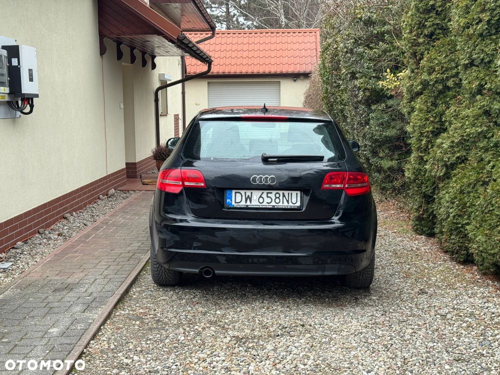 Audi A3 Sportback 2011 photo 4