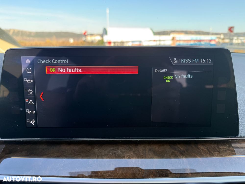 BMW Seria 5 520d xDrive AT - 40