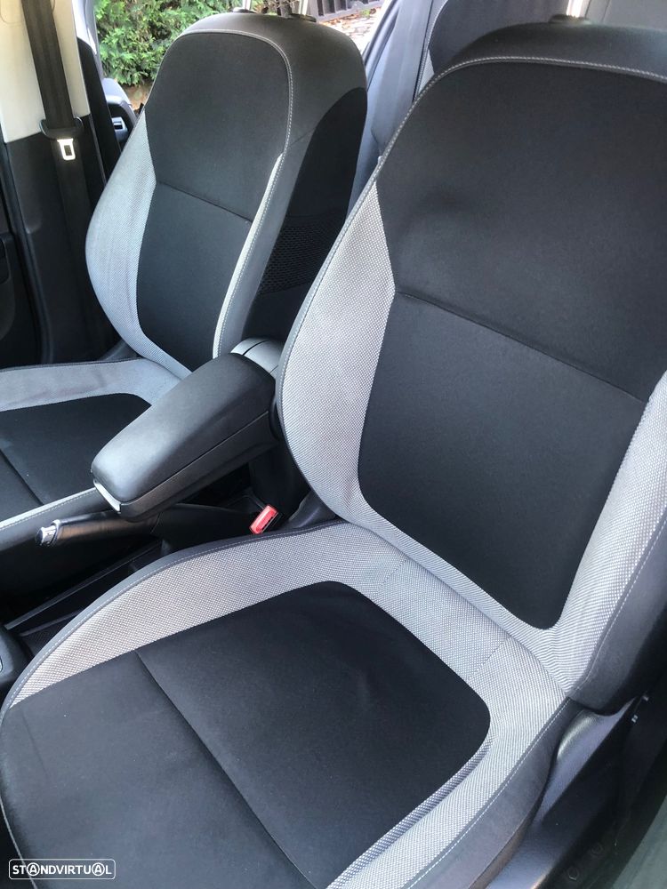 Skoda Fabia Break - 16