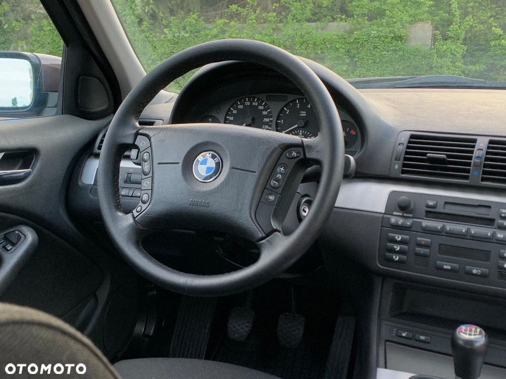 BMW Seria 3 316i Edition Exclusive - 18