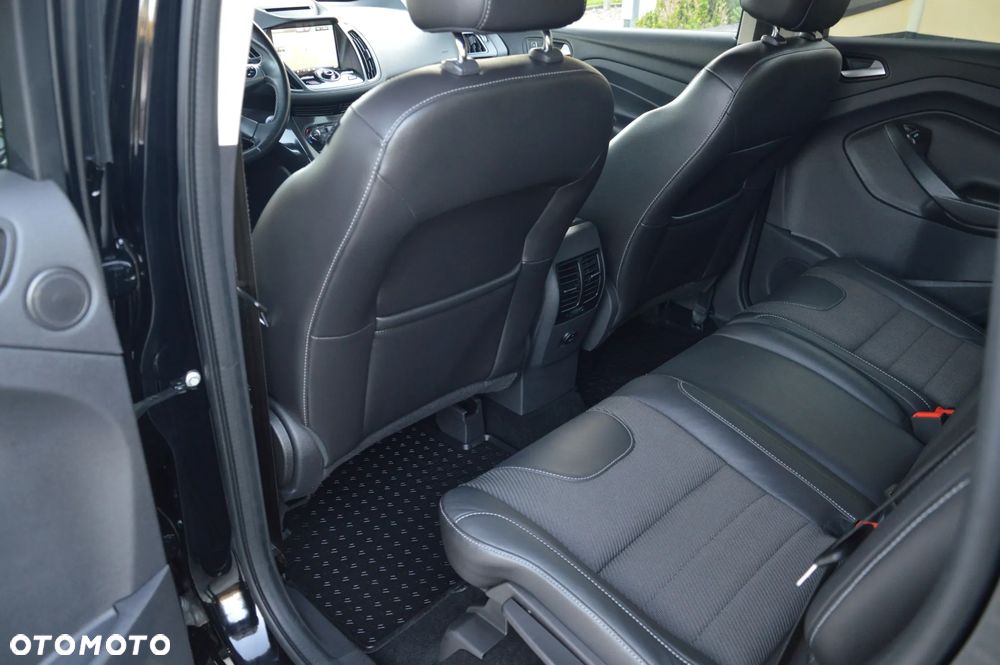 Ford Kuga - 21