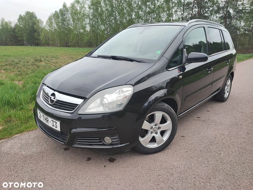 Opel Zafira 2.0 Turbo Sport - 24