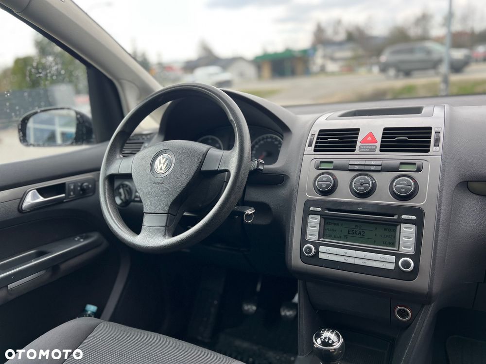 Volkswagen Touran 1.9 TDI Conceptline - 13