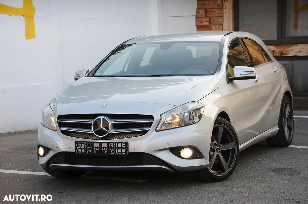 Mercedes-Benz A 180 AMG Line - 12