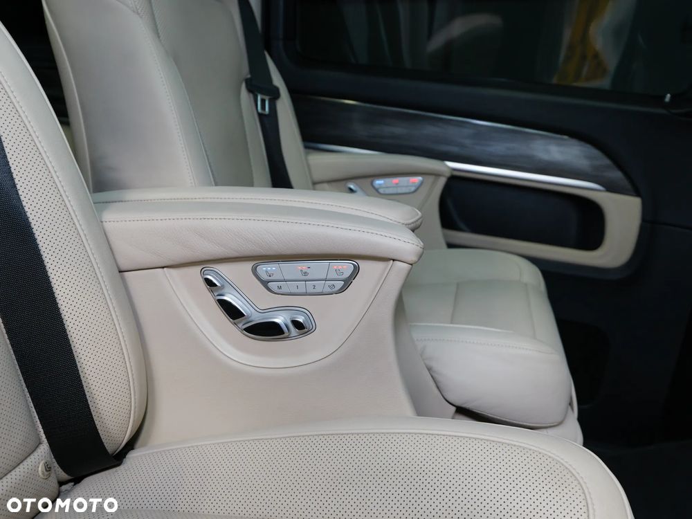 Mercedes-Benz Klasa V 300 d 4-Matic 9G-Tronic (d³ugi) - 36