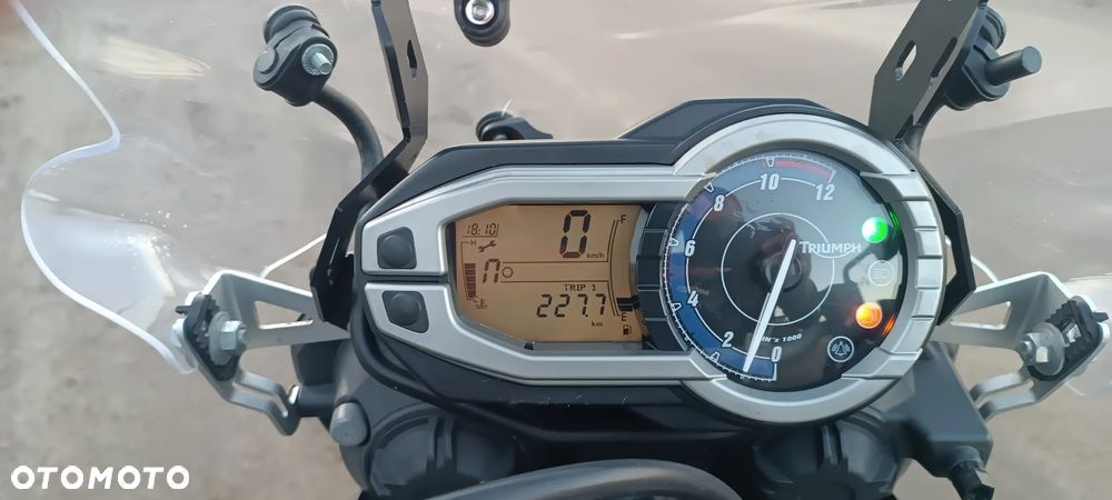 Triumph Tiger - 12