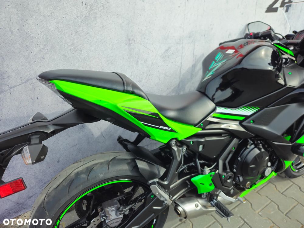 Kawasaki Z 650 - 14