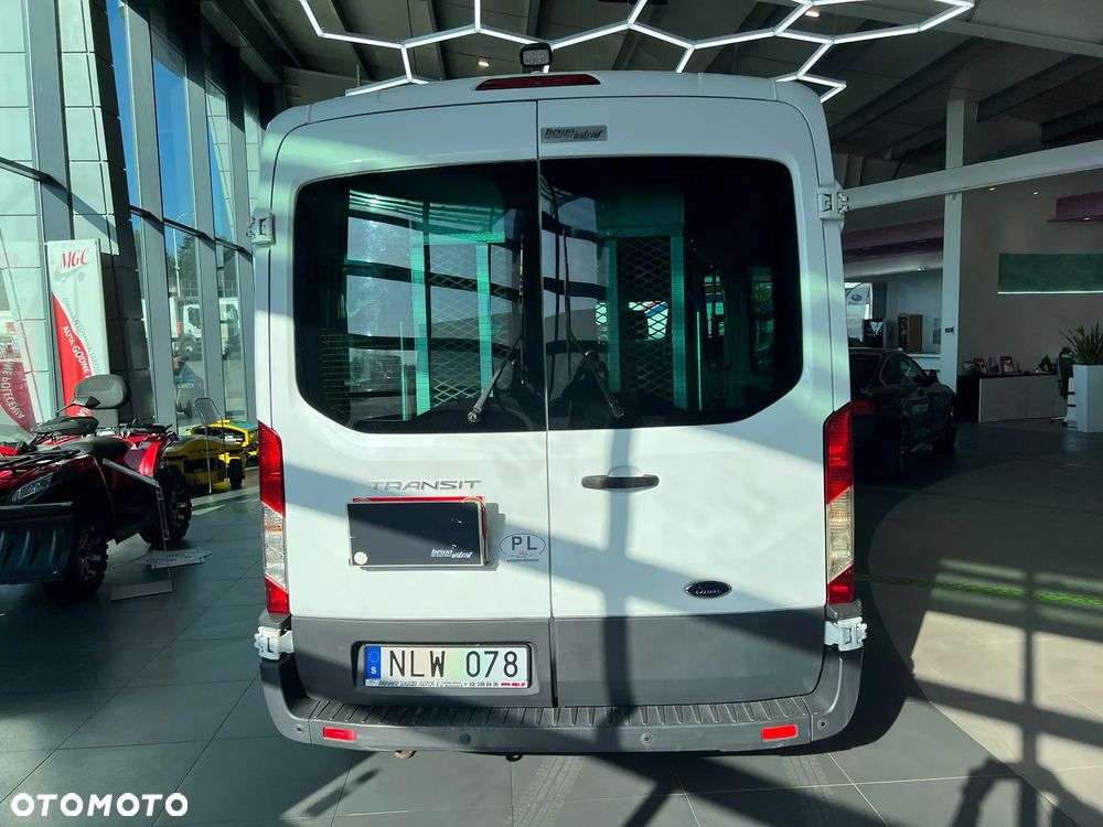 Ford Transit 350 Combi 2.2 TDCi Manual / BEZWYPADKOWY / GWARANCJA / 9 MIEJSC / SERWISOWANY / 1WŁ. / ORYGINALNY PRZEBIEG / RAMPA DLA INWALIDÓW - 9