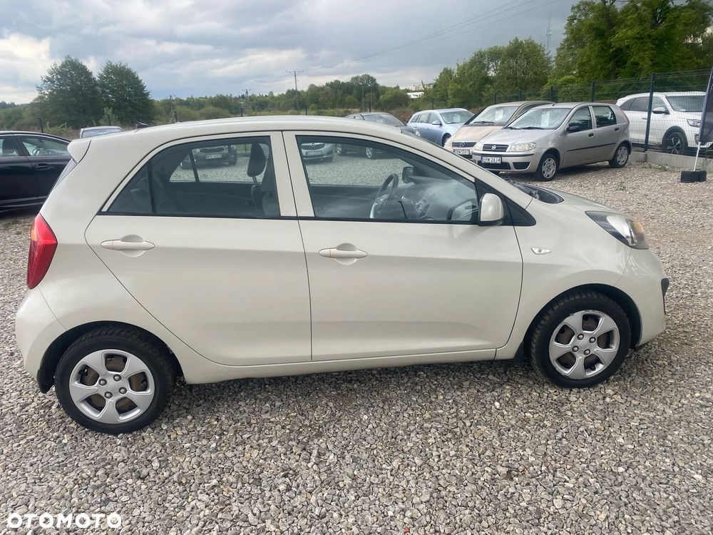 Kia Picanto 1.0 L - 9