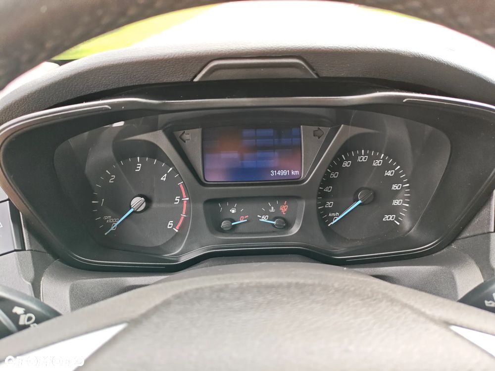 Ford Transit - 18
