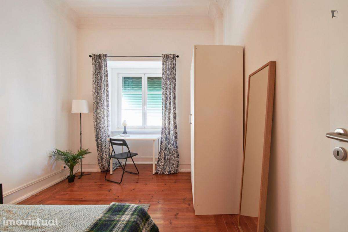 Quarto - localizado em Entrecampos Lisbon - Grande imagem: 2/12