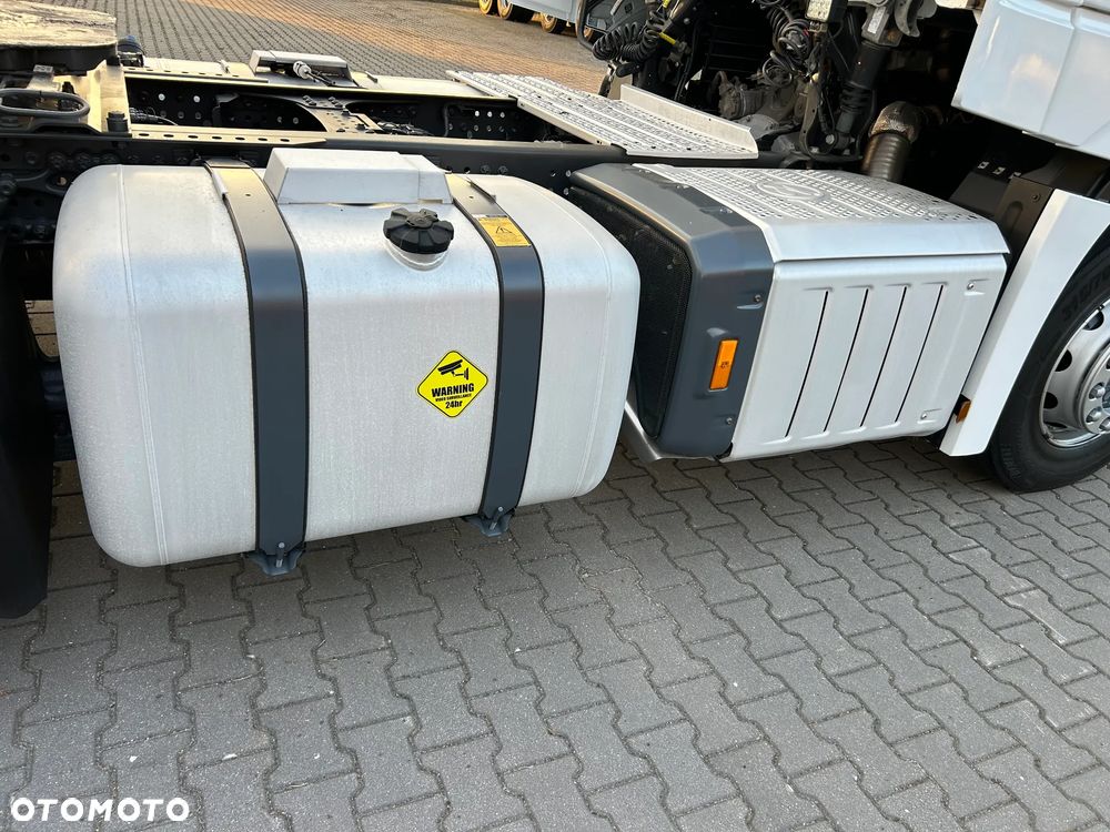 Mercedes-Benz ACTROS 450 STANDARD - 13