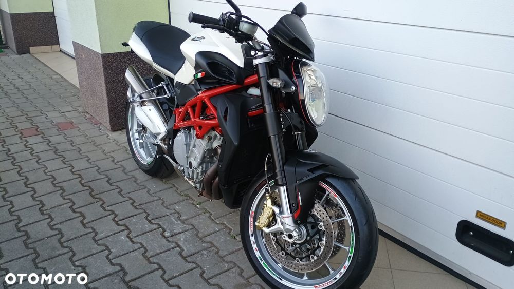 MV AGUSTA Brutale - 24