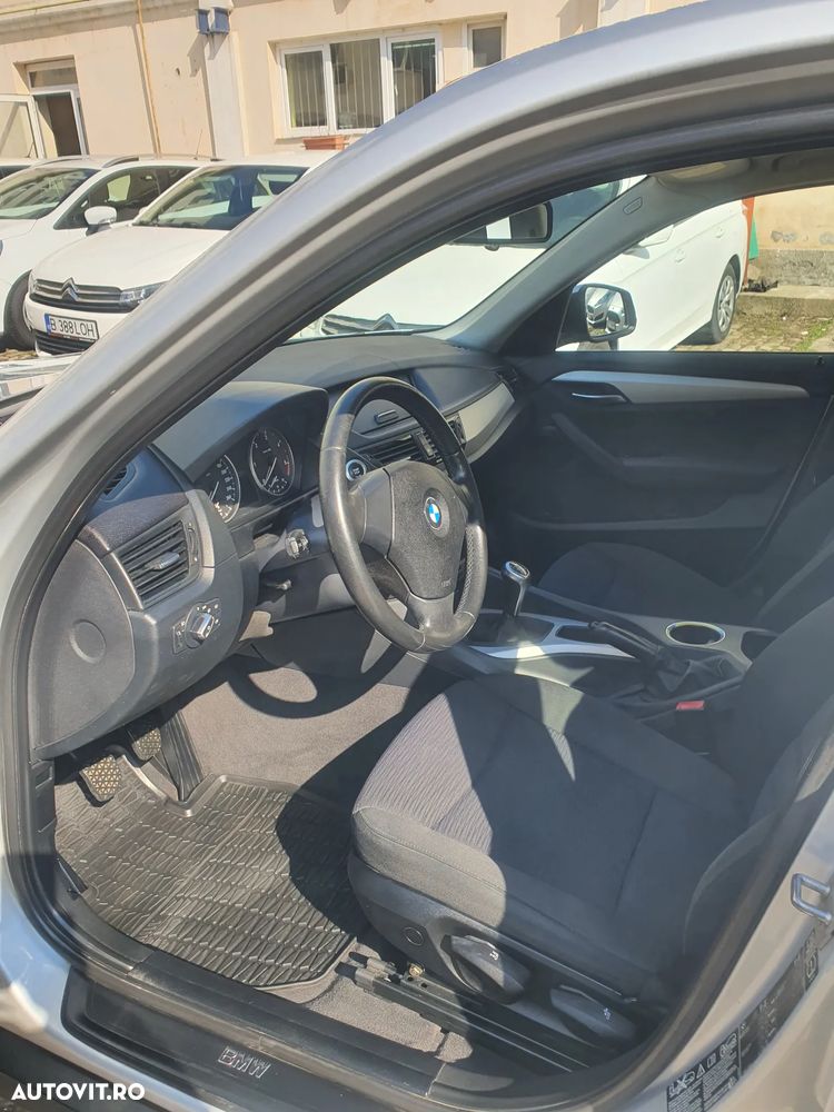 BMW X1 xDrive18d - 5