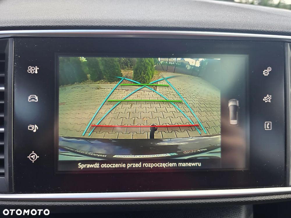 Peugeot 308 BlueHDi FAP 120 Stop&Start Style - 24