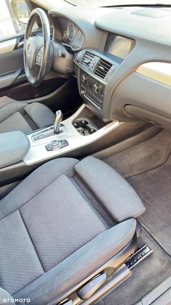 BMW X3 xDrive20d - 12
