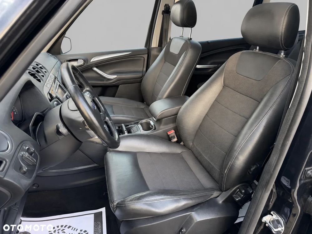 Ford Galaxy 2.0 TDCi DPF Titanium - 22