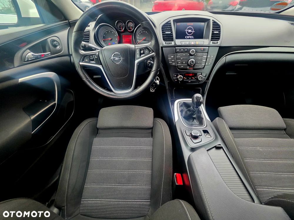 Opel Insignia 1.8 Sport - 18