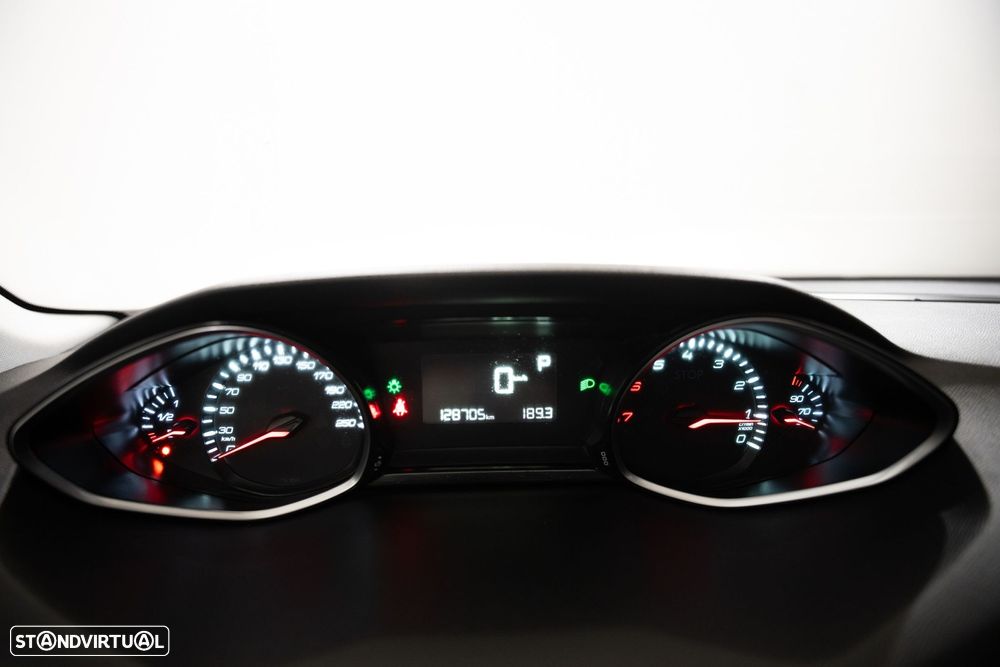 Peugeot 308 1.2 PureTech Allure EAT8 - 22