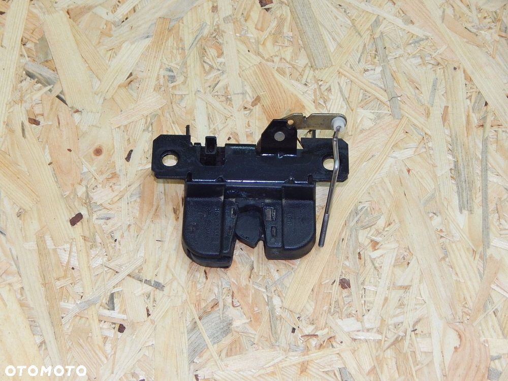 vw t5 zamek klapy bagażnika tył 7h0827505e - 2