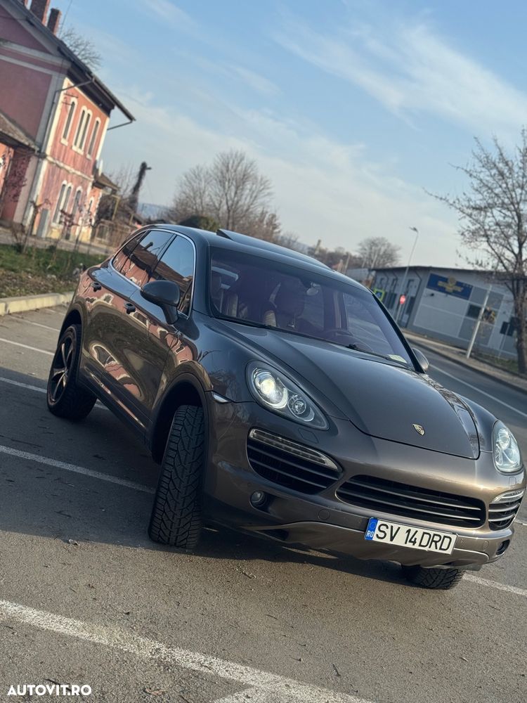 Porsche Cayenne 3.0 L V6 - 2