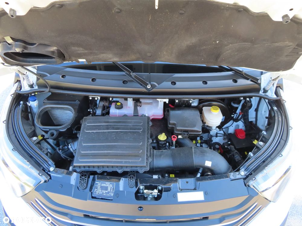 Iveco Daily 35S18 3.0 HPI 180 KM POWER Furgon Blaszak XXL 4.70 CM MAXI LONG Wysokość H2 1900 mm WZMACNIANE ZAWIESZENIE 968 Kg Ładowność HAK 3500 Kg Rozstaw Osi 4100 mm DMC 3500 Kg, WZMACNIANY Stan NOWY NIE UŻYWANY OKAZJA DOSTEPNY I GOTOWY - 15