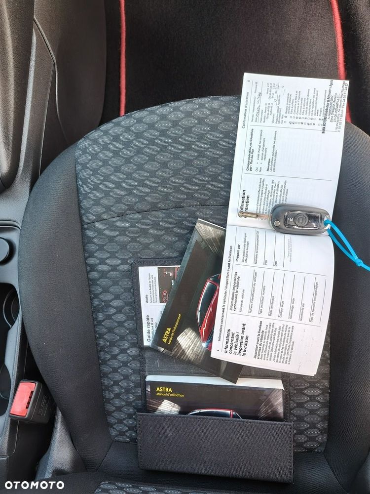 Opel Astra - 10