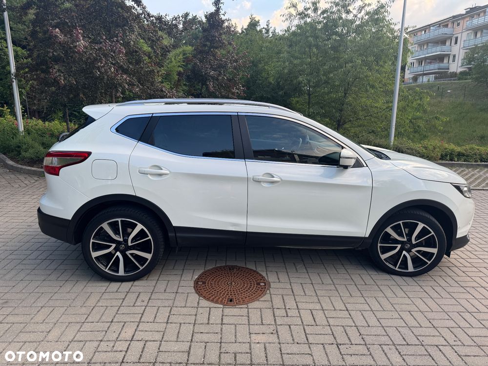 Nissan Qashqai 1.6 DCi Tekna - 1